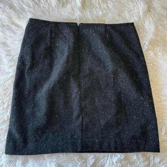 Banana Republic Wool Blend A-Line Mini Skirt Lined Size 4 - Picture 2 of 4